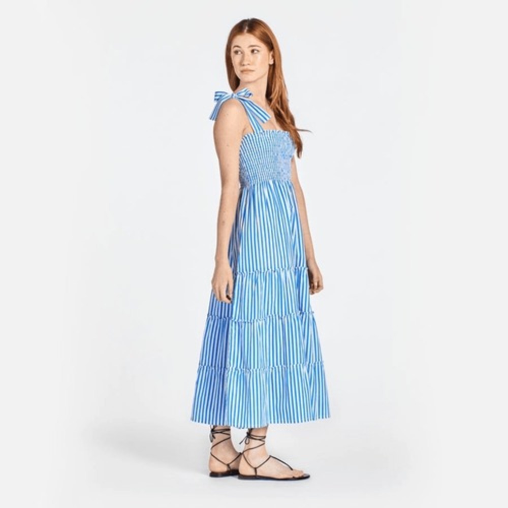 Maxwell and Geraldine Blue White Striped Smocked Tiered Maxi‎ Dress Medium M